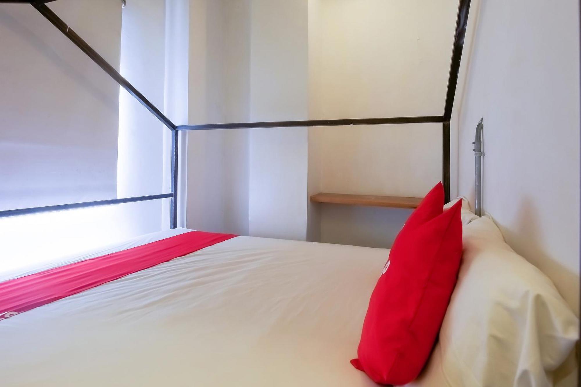 Spot On Junction Hostel Makati City Dış mekan fotoğraf
