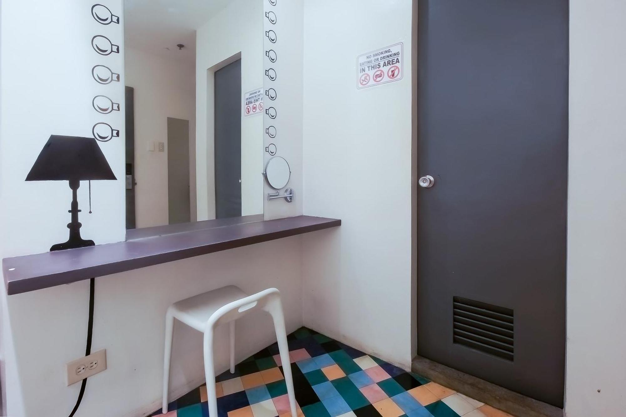 Spot On Junction Hostel Makati City Dış mekan fotoğraf