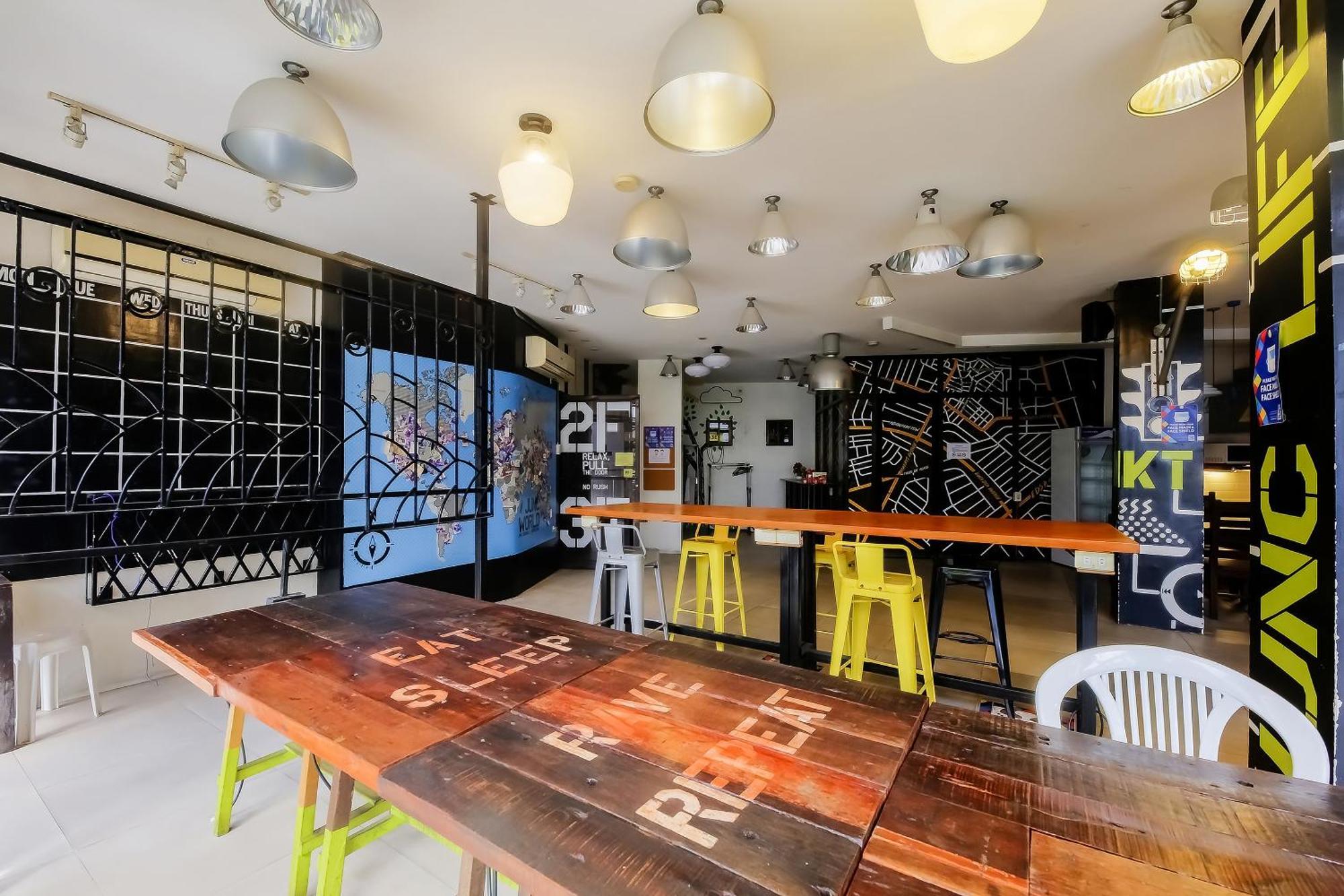 Spot On Junction Hostel Makati City Dış mekan fotoğraf