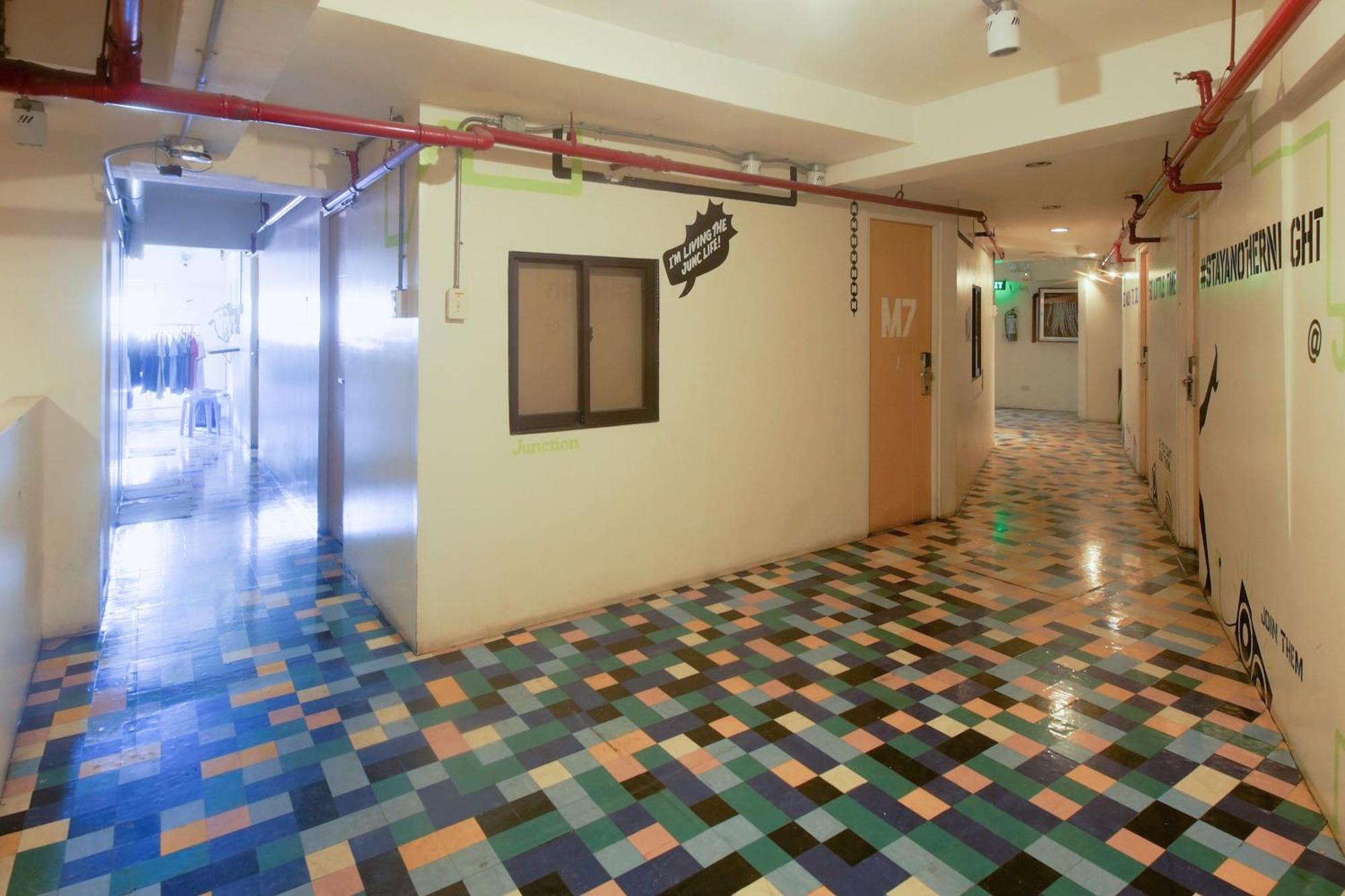 Spot On Junction Hostel Makati City Dış mekan fotoğraf