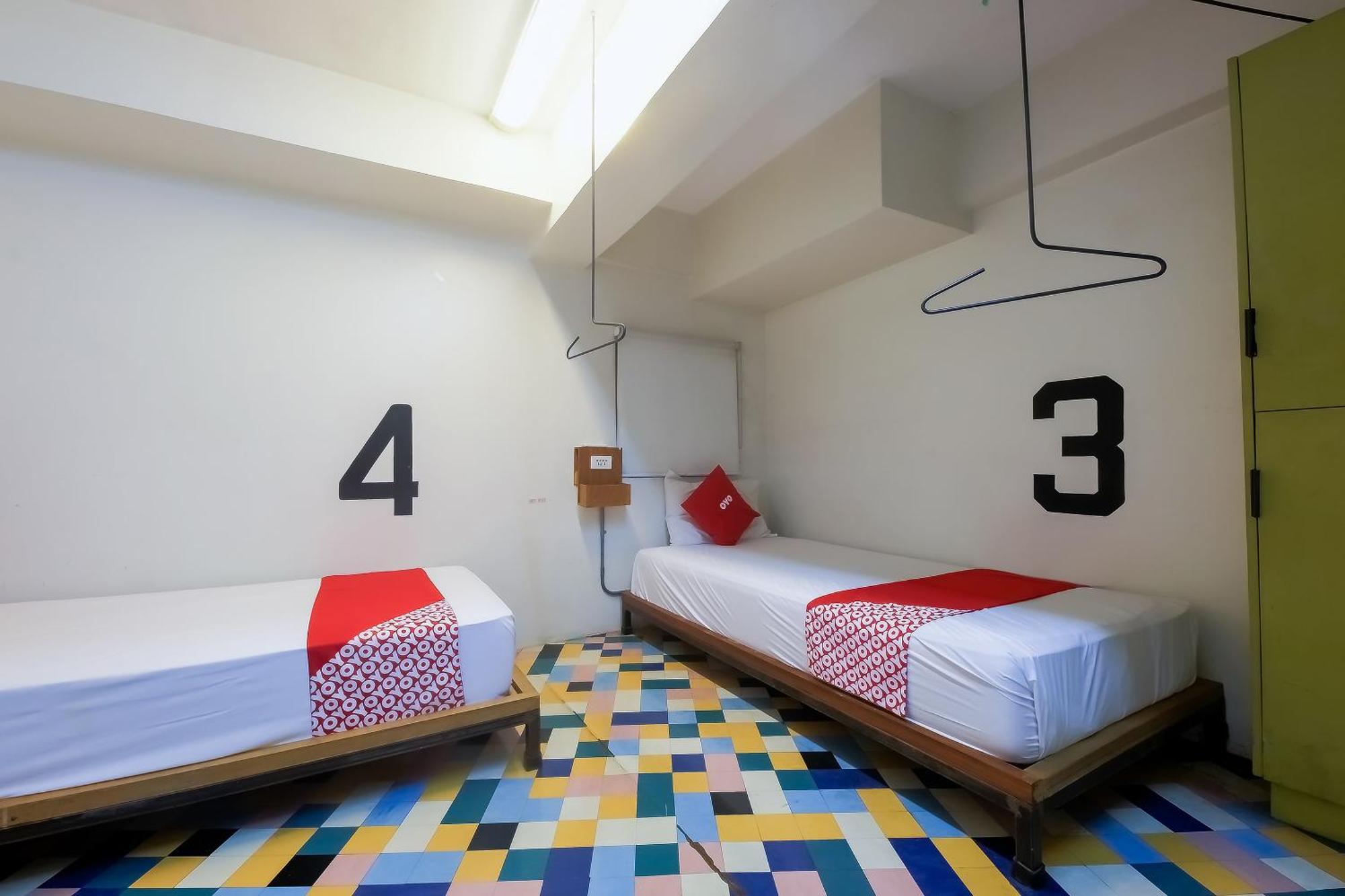 Spot On Junction Hostel Makati City Dış mekan fotoğraf