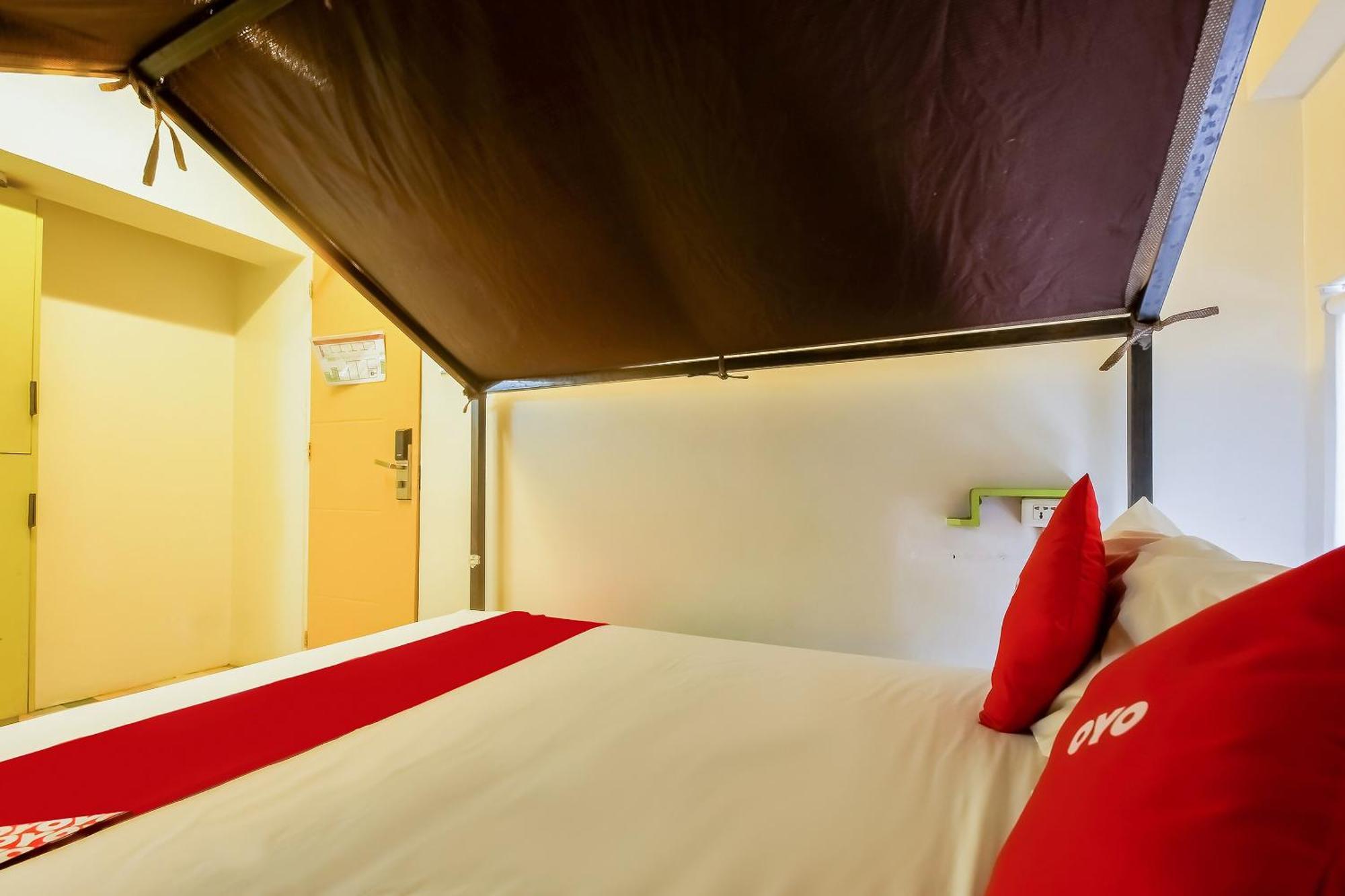 Spot On Junction Hostel Makati City Dış mekan fotoğraf